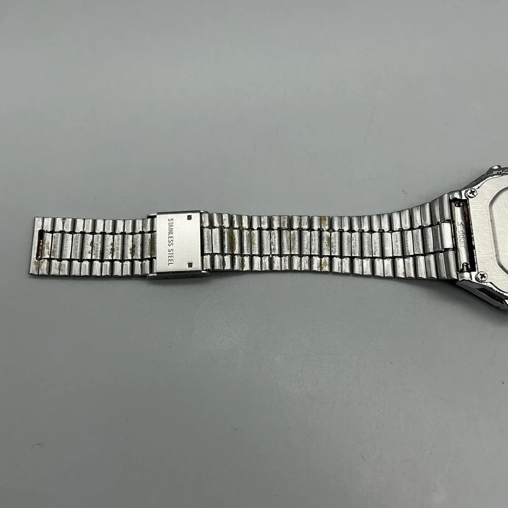 Casio see photos